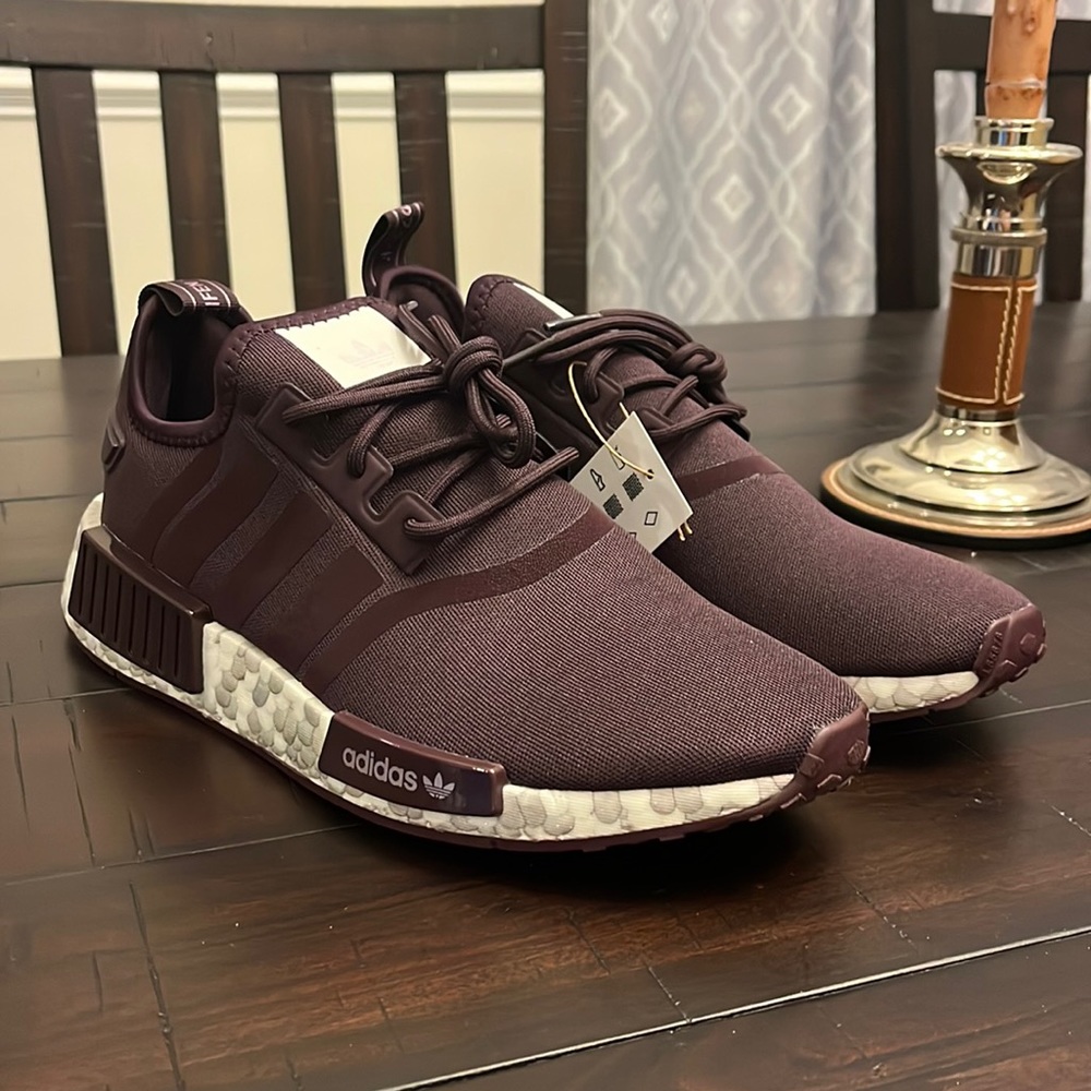 Adidas NMD_R1 NMD Boost Shoes Sneakers new GW9475 Shadow Maroon Women’s Size 9.5